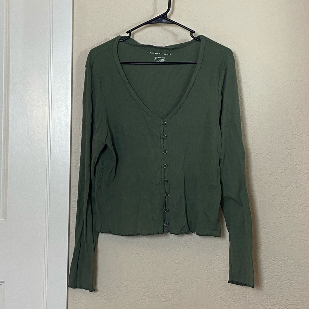Green button up American Eagle top. Worn. OK condition.